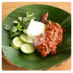 Pecel Ayam Bakar Penyet Sambal Merah