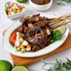 Sate Sapi Manis Bumbu Kacang