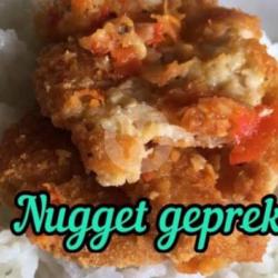 Nasi Naget Geprek Merco