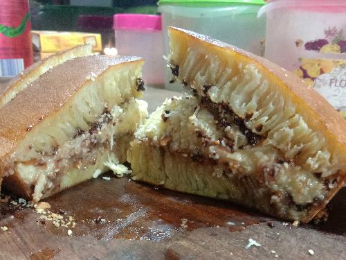 Martabak Triyo Gemolong