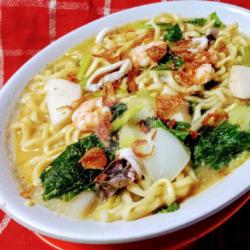 Mie Kuah Sayuran Seafood