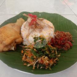 Nasi Jagung Ayam Goreng