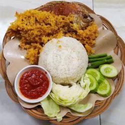 Nasi Nila Goreng Kremes