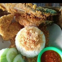 Paket Nasi Nila Goreng Kremes Abah Arkan ( Gratis Es Teh )