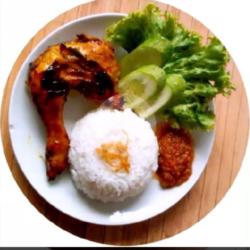 Nasi Dan Ayam Bakar