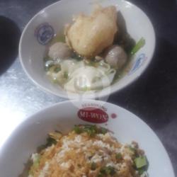 Yamien Bakso Pangsit Dorokdok