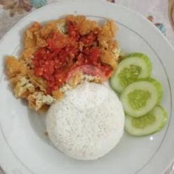 Telur Dadar Geprek Komplit