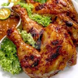 Ayam Bakar Paha Utuh