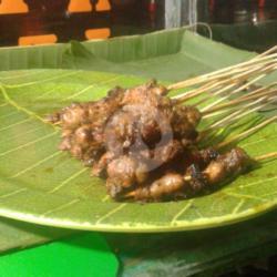 Sate Ayam. Tanpa Lontong Kacang