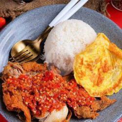 Nasi Ayam Telor Geprek