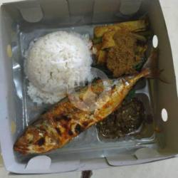 Nasi Dos Ikan