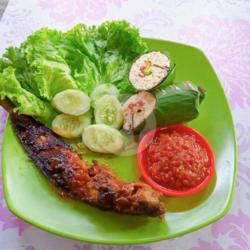 Nasi Bakar Lele Bakar Barbeque