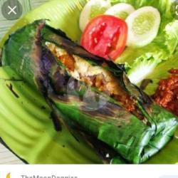 Nasi Bakar Teri Pete   Telur Dadar