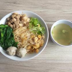 Bihun Ayam Bangka   Bakso