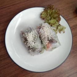 Beef Salad Roll