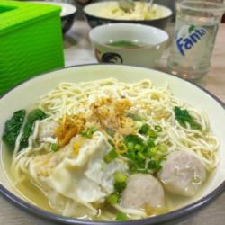 Mie Kuah Baso Pangsit Tahu