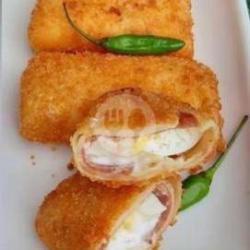 Risoles Mayo Sosis Ayam Telur Rebus