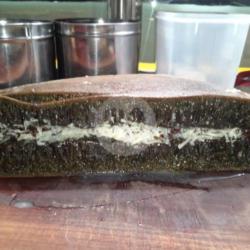 Black Keju Kismis Coklat Susu