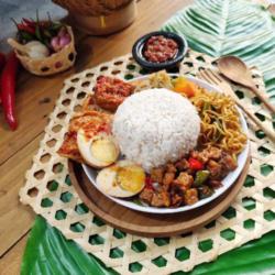 Nasi Campur   Telor Bali