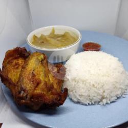 Nasi Sayur Lodeh Ayam Goreng Kampung