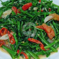 Tumis Kangkung Bumbu Kencur