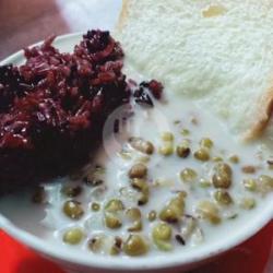 Bubur Kacang Ijo Hangat Komplit