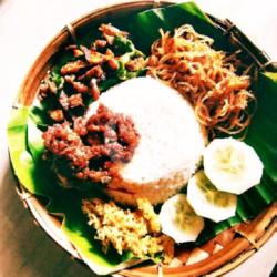 Nasi Campur Sambal Rebon    Gratis Es Teh