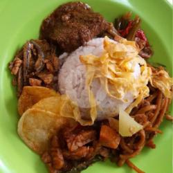 Nasi Gurih Daging Rendang