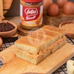 Martabak Lotus Biscoff