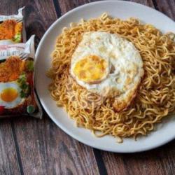 Indomie Sedap Goreng   Telor Dadar