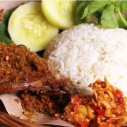 Nasi Bebek Serundeng Tahu Tempe Sambal Korek