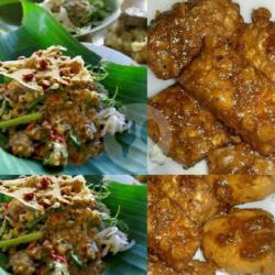 Nasi Pecel Pincuk Madiun Bacem