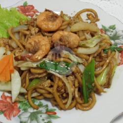 Mie Oriental Baso