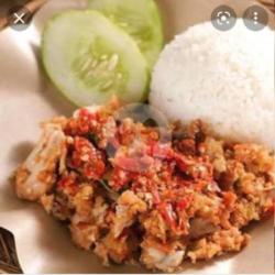 Ayam Geprek Rica Paket Air Mineral