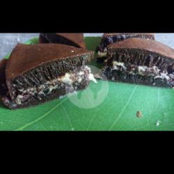 Kacang Coklat Wijen Black Forest