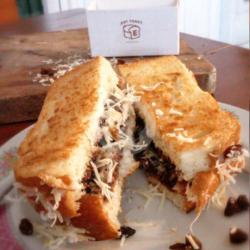 Choco Cheese Toast