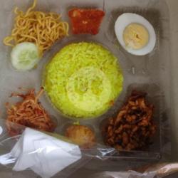 Nasi Kuning Kotak