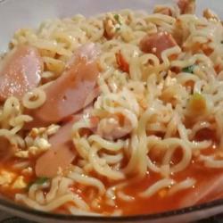 Seblak (indomie Goreng Baso Sosis)