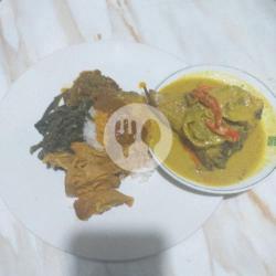 Nasi Kepala Gurame