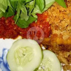 Ayam Kremes Bumbu Rempah