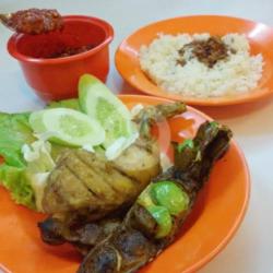 Nasi Ayam Penyet   Pete