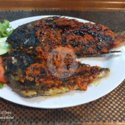 Ikan Kaci-kaci Bakar Khas Waroeng Kampoeng