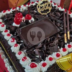 Black Forest L