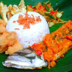 Nasi Uduk Ikan Kembung