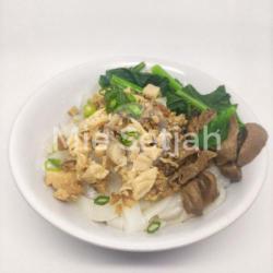 Kwetiau Ayam Jamur Biasa