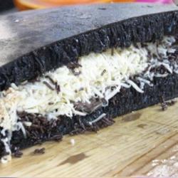 Blackforest Keju Coklat Susu