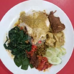 Nasi Daging Rendang