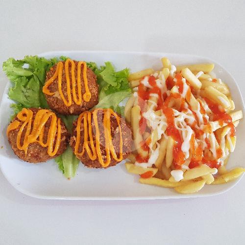 Crab Cakes Dengan French Fries