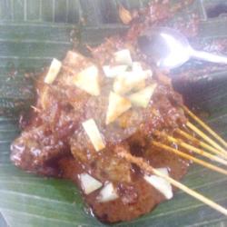 Sate Ayam Kuah Kacang Setengah Porsi