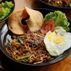 Kwetiau/bihun/mie Goreng Seafood